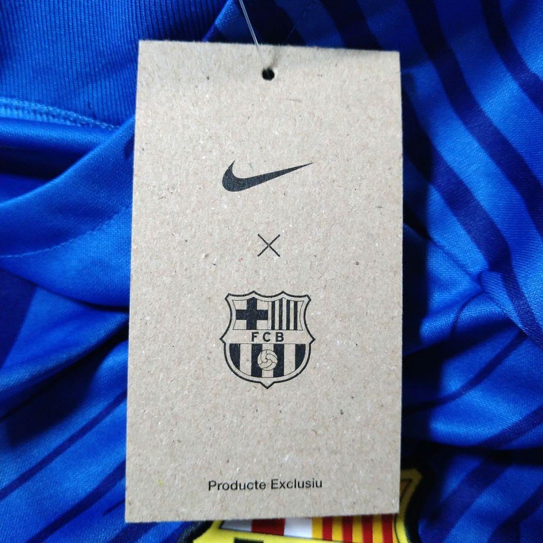 【お宝】マルク・クロサス選手　サイン入りジャージ  バルセロナ お宝】マルク・クロサス選手 サイン入りジャージ バルセロナ